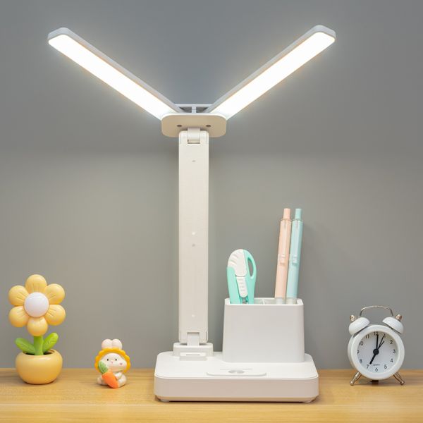 Chargeable Desk Lamp Adjustable Brightness and Flexible Arm Suitable for Office Study and Professional Workspaces