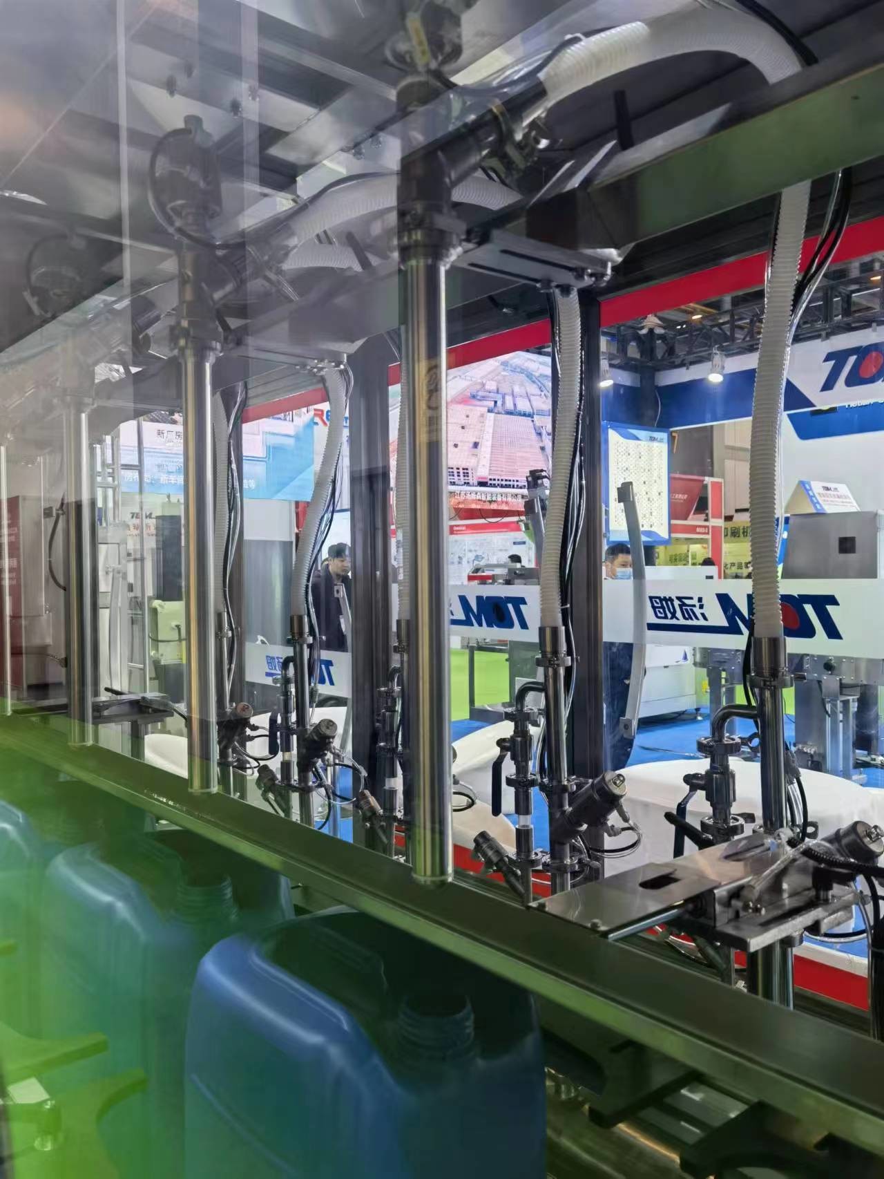DGP-CZ Pesticide Filling Machine Fully Automatic PLC Controlled Drum Filling Machine