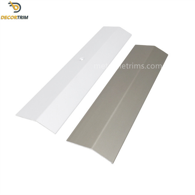 2500mm Floor Edging Trim , Same Height Floor Joining Strips Anodized Matt Silver