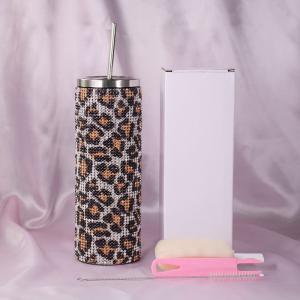 Wholesale Personalized 20 Oz Plastic Water Bottle Bling Rhinestone Tumbler Water Bottle With Handle And Straw Screw Lids Double Wall Insulation from china suppliers