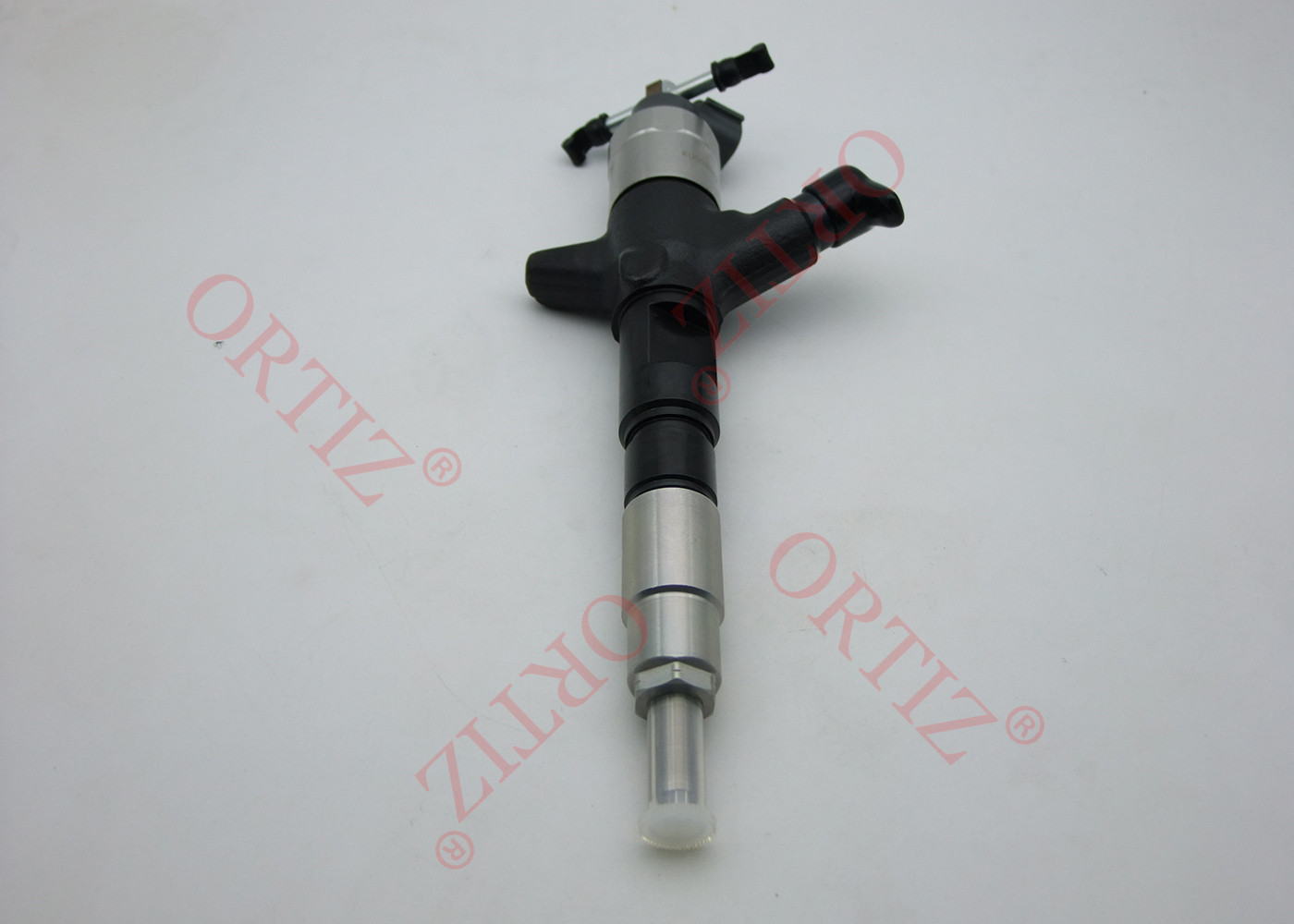 Hyundai County D4D automatic injector diesel injection 095000-5550 ORTIZ nozzle 33800-45700