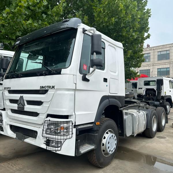 Sinotruk 371hp 380hp 400 Hp 420hp White Tractor Prime Mover Truck 6x4 10 Wheels