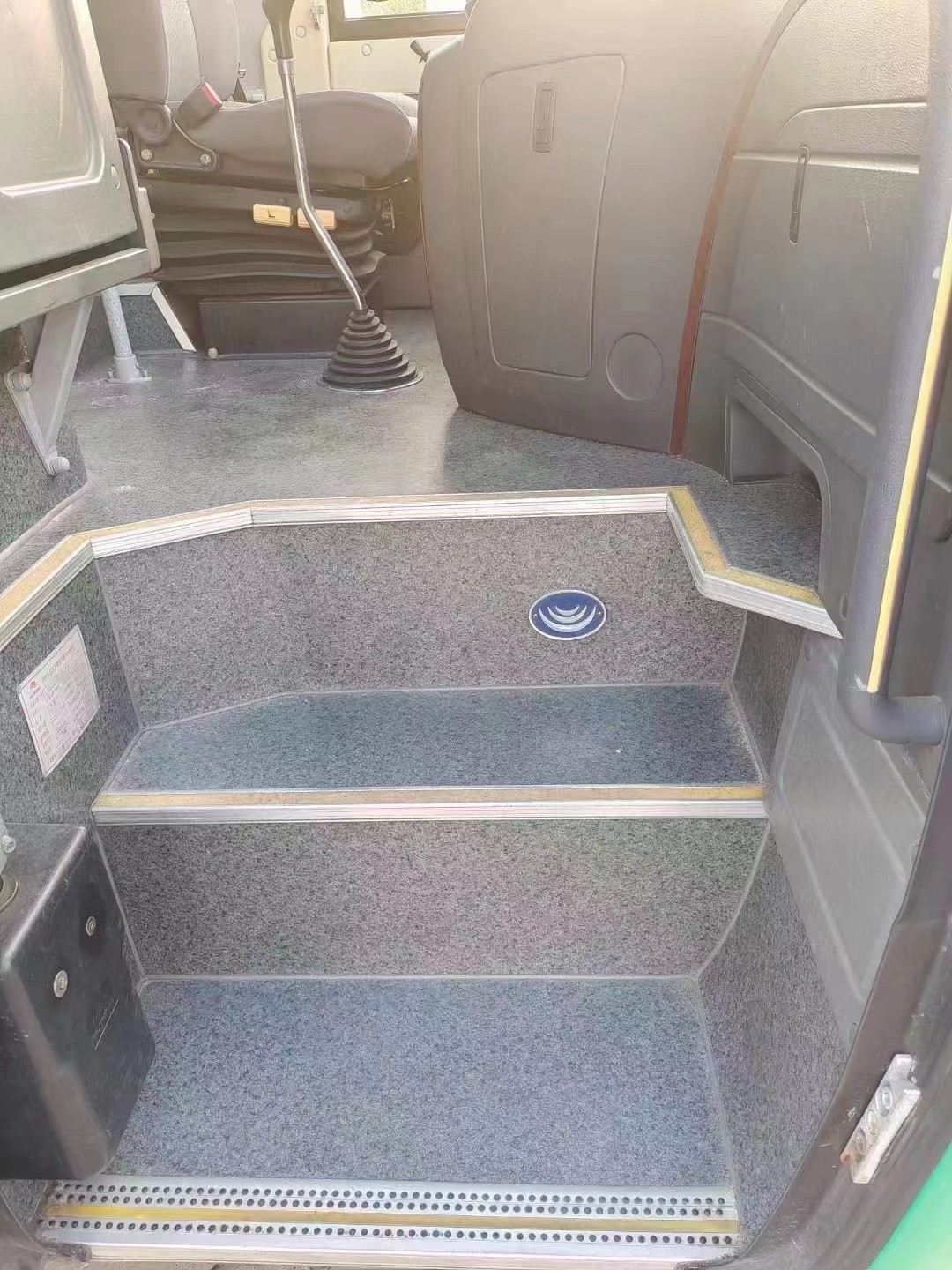 2015 Year 37 Seater Used Yutong Bus ZK6888 Coach Bus Diesel Engines For Transport