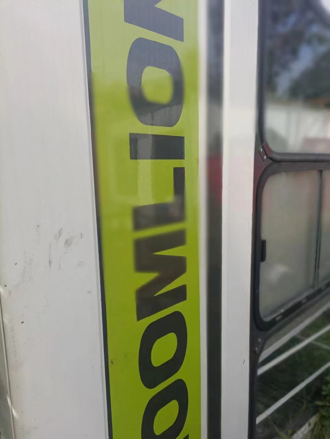 Sell 21 Year Flat Head Tower Crane 6013-6
