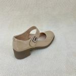 Spring Cream Closed Toe Heels Breathable Nude Thick Heels Luxury