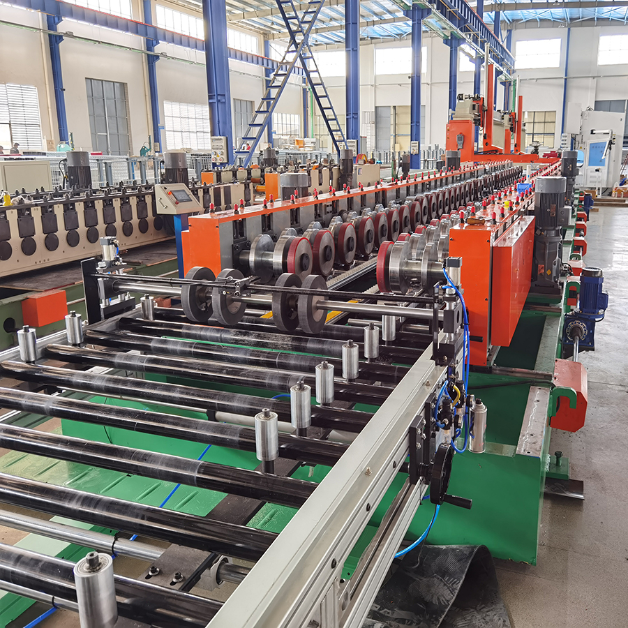 High Speed Floor Metal Deck Forming Machine 12 Stations Custom