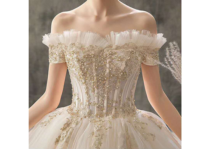 Bridal Vintage Princess Ball Gowns Lace , Tulle , Inside Lining Fabric