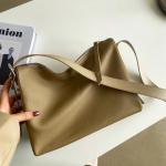 Head Layer Cowhide Female Crossbody Bag 10cm 22.5cm Soft Leather Messenger Bag