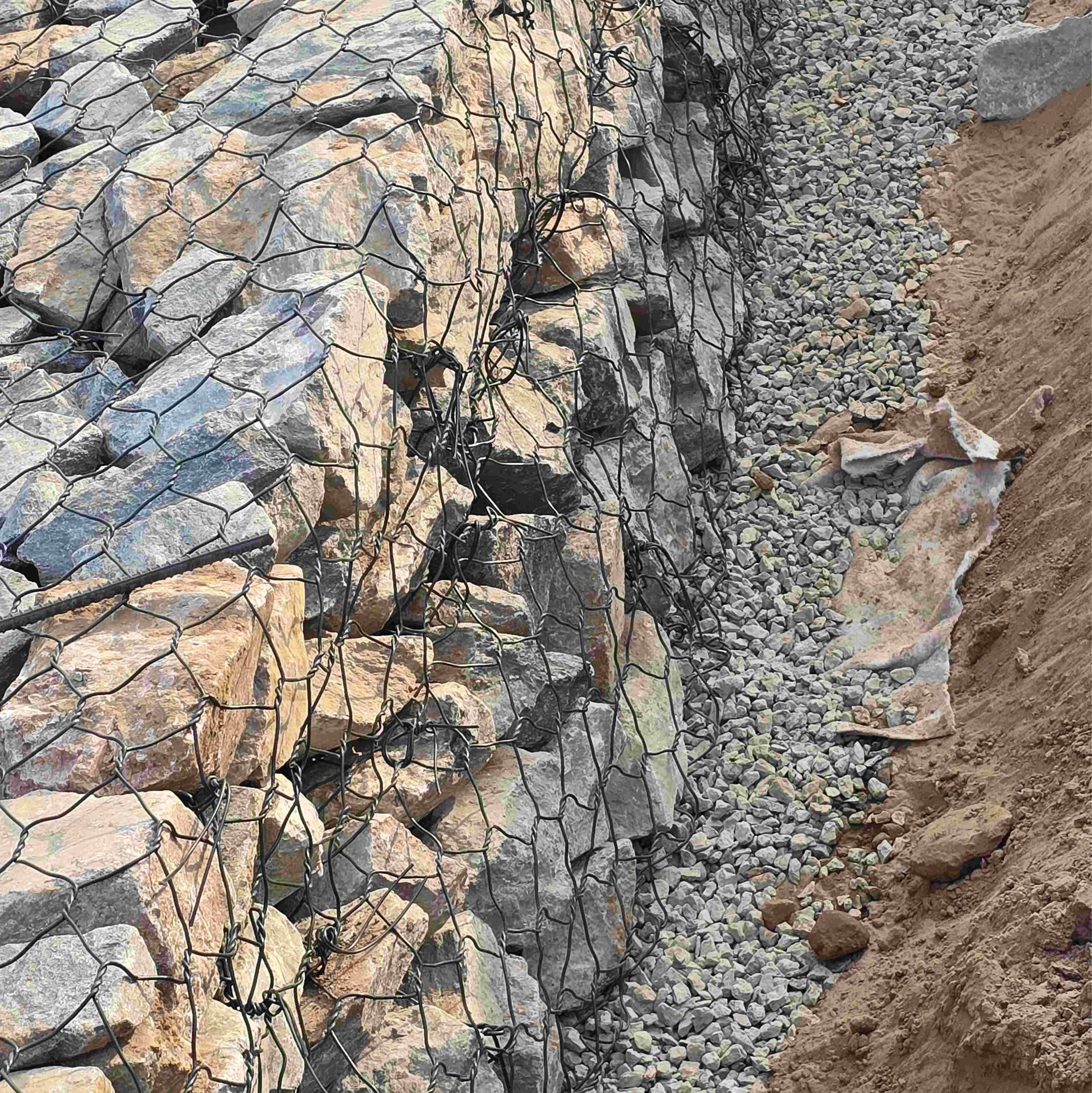 Anti Rust Hot Dipped Galvanized Gabion Basket 1x1x1m 3x1x1m