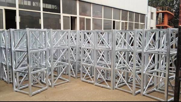 Passenager Hoist Parts 4.0mm Thickness Mast Tower With Rack For WICKHAM Building