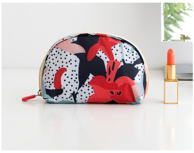Shell Shape Polyester Cosmetic Bag With Zipper