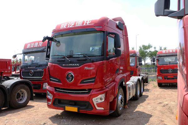 AMT 12-Speed Single-Row Semi-Seat Diesel 480hp 6*4 Shacman Tractor Truck H6000