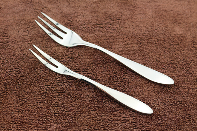 hot sale 18/10 Stainless steel flatware/cutlery/knife/steak knife
