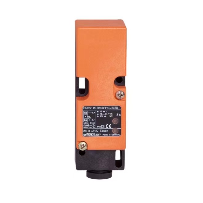 IFM Position sensors Inductive sensors Sensors with long sensing range IM0011 40 x 40 x 120