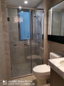 Wholesale Hotel Framed Tempered Glass Shower Enclosure Stainless Steel Straight Swinging Glass Shower Doors from china suppliers