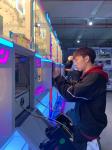 Dreamland 2024 coin operated prize clip game machine luxury lucky clip vending