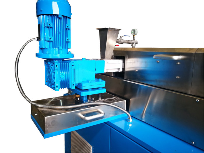 Small Scale Extrusion Machine , 50kg / H Dual Screw Extruder With Side Feeder