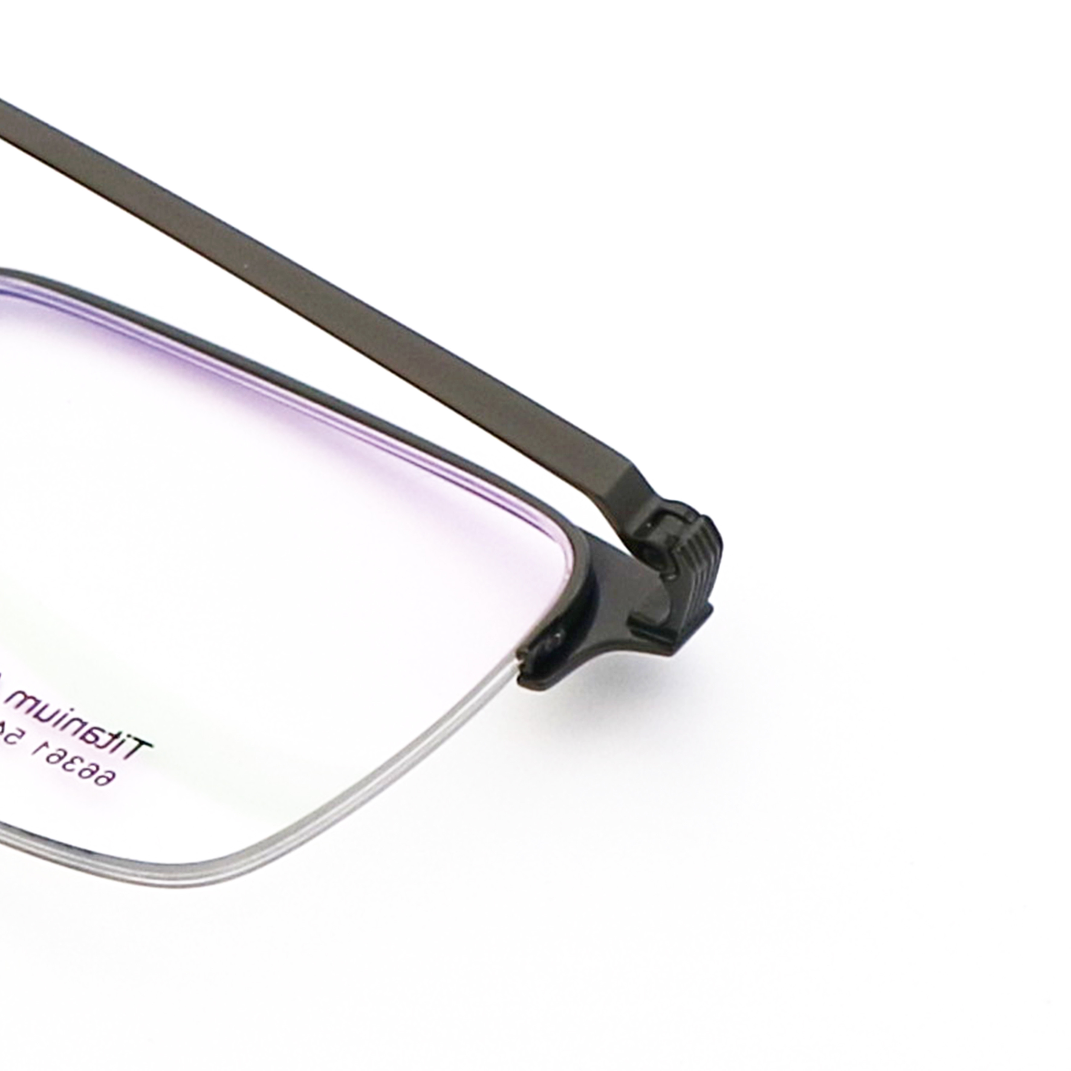 IP Plating Fashionable Full-rim Β Titanium Glasses Frame 66361