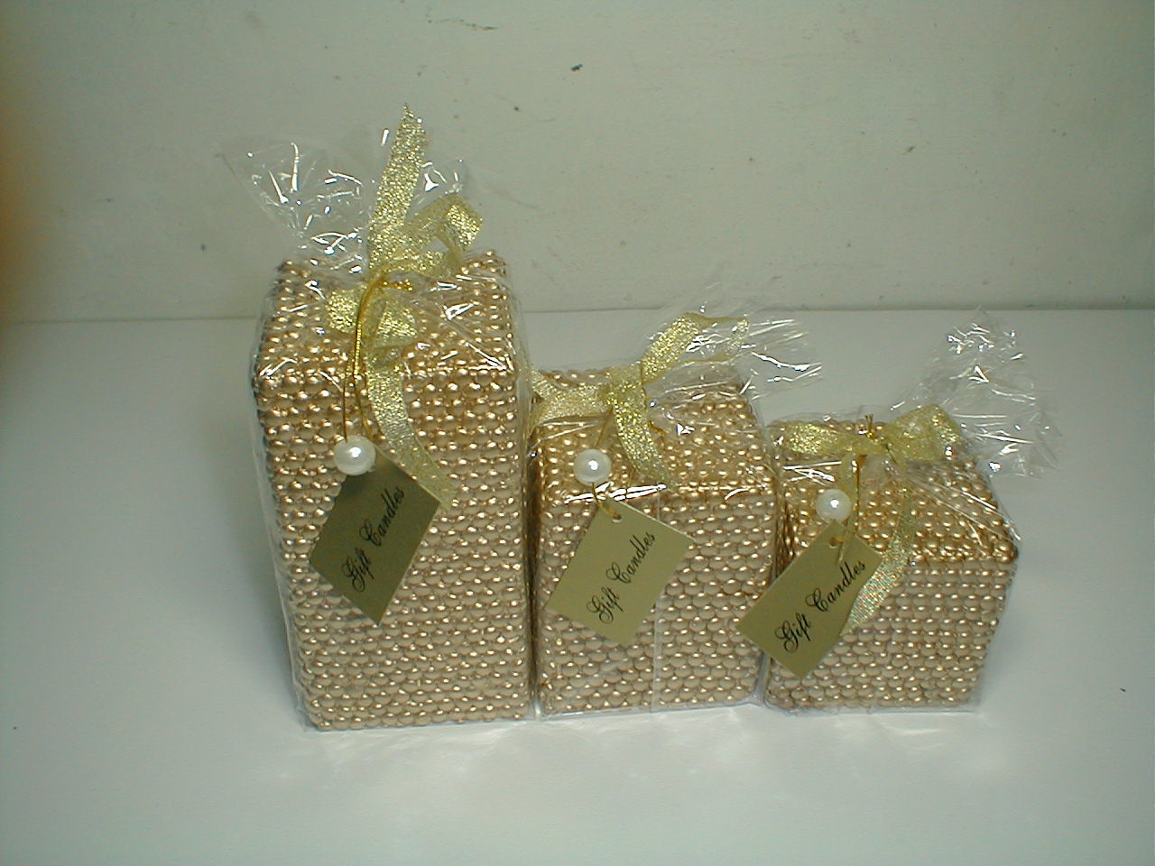 3x3x3"/4"/6"paraffin gold/silver/pearl unscented Xmas square bead candle package of opp bag with printing gift card