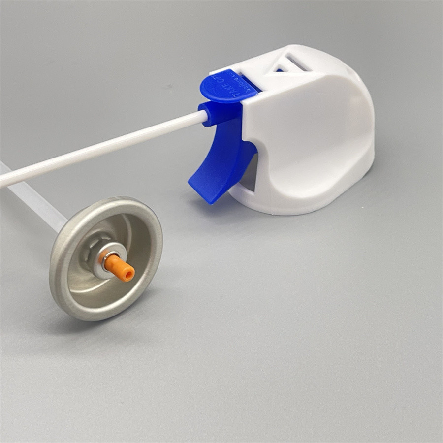 Compact Air Conditioner Cleaning Agent Valve for Automotive AC Maintenance with Ergonomic Design and Quick-Connect Fittings
