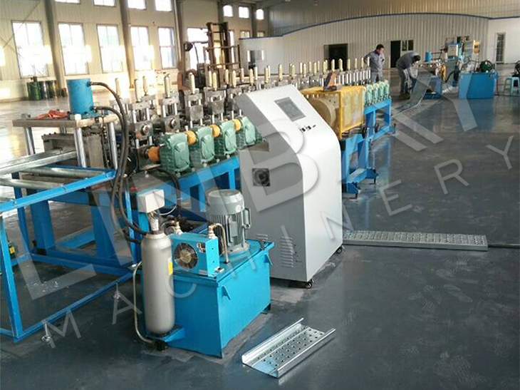 Full Automatic Hydraulic Punch Galvanized Steel Scaffold Board Roll Forming Production Line