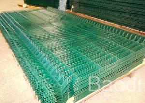 Wholesale Backyard Triangle Curved Welded Steel Fence Panels , Vinyl Spray Panels For Machine Protection from china suppliers