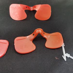 Wholesale Lightweight Red Round Poultry Glasses Anti Pecking Eye Mask For Adult Chickens from china suppliers