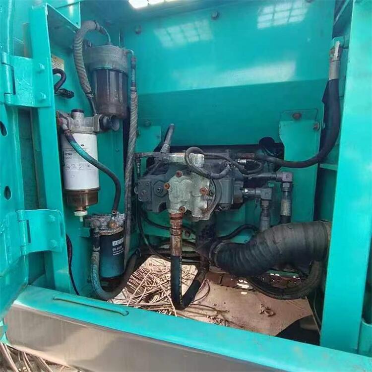 Inexpensive Second-hand Excavator Used Kobelco130 15 Tons Bucket capacity 0.52m3
