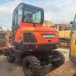 Used Doosan Digger DX60W Secondhand 6ton Small Type Mini Wheel Excavator