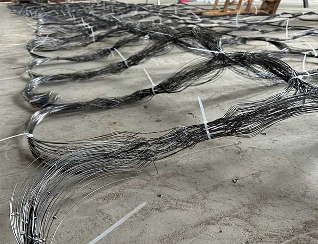 Wire Obstacle Entanglement Trap Anti Tank Barrier Tank Tracks Wound Net