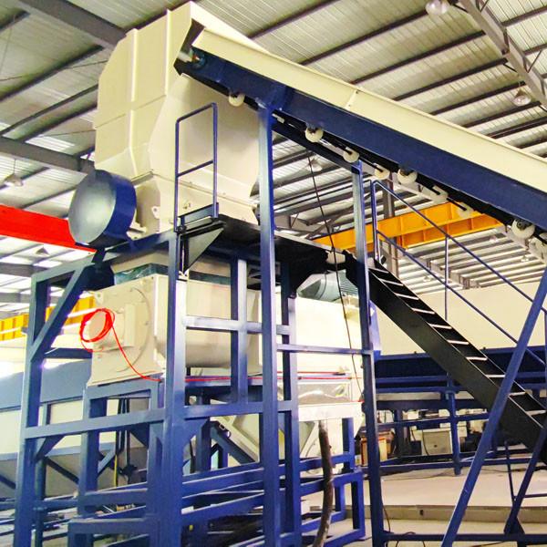 500kg/H-1200kg/H HDPE Washing Line Plastic Bottle Crusher Machine For PP PE