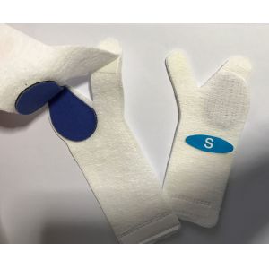 Wholesale Neonatal Infant Eye Mask UV Protection 20-28cm Head Dicumference from china suppliers