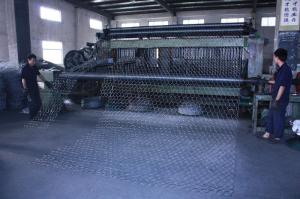 Wholesale Galvanized 4300mm Gabion Box Machine 102*120mm for River Embankment Protection from china suppliers