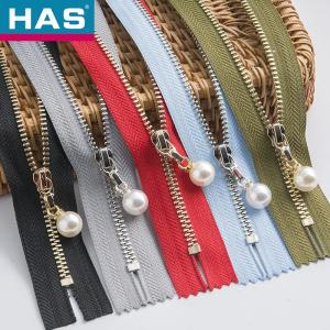 Wholesale Brass 5 Inch Separating Zipper Gold Teeth Zippers For Handbags from china suppliers