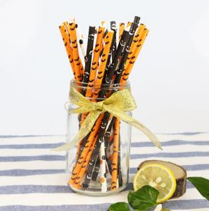 Customized Logo Solid Color Paper Straws , Fancy Straws For Weddings
