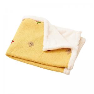 China Pet Blanket Autumn Winter Warm Soft Dog Blanket Cat Mat Plaid Carpet Flannel Small Dog Blanket on sale