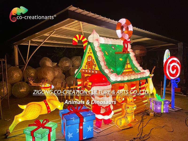 CE Water Resistant Giant Christmas Lantern Christmas House Lantern For Show