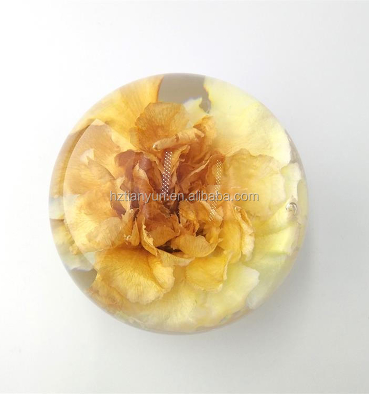 Dia80mm Dia90mm Flower Paperweight Clear Solid Epoxy Resin Sphere