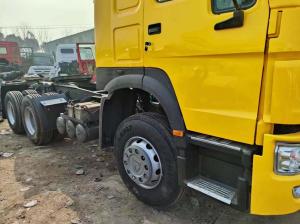 Wholesale Yellow Color 10 Wheels Head Truck Sinotruk HOWO 6*4 Tractor Truck with DOT Certification from china suppliers