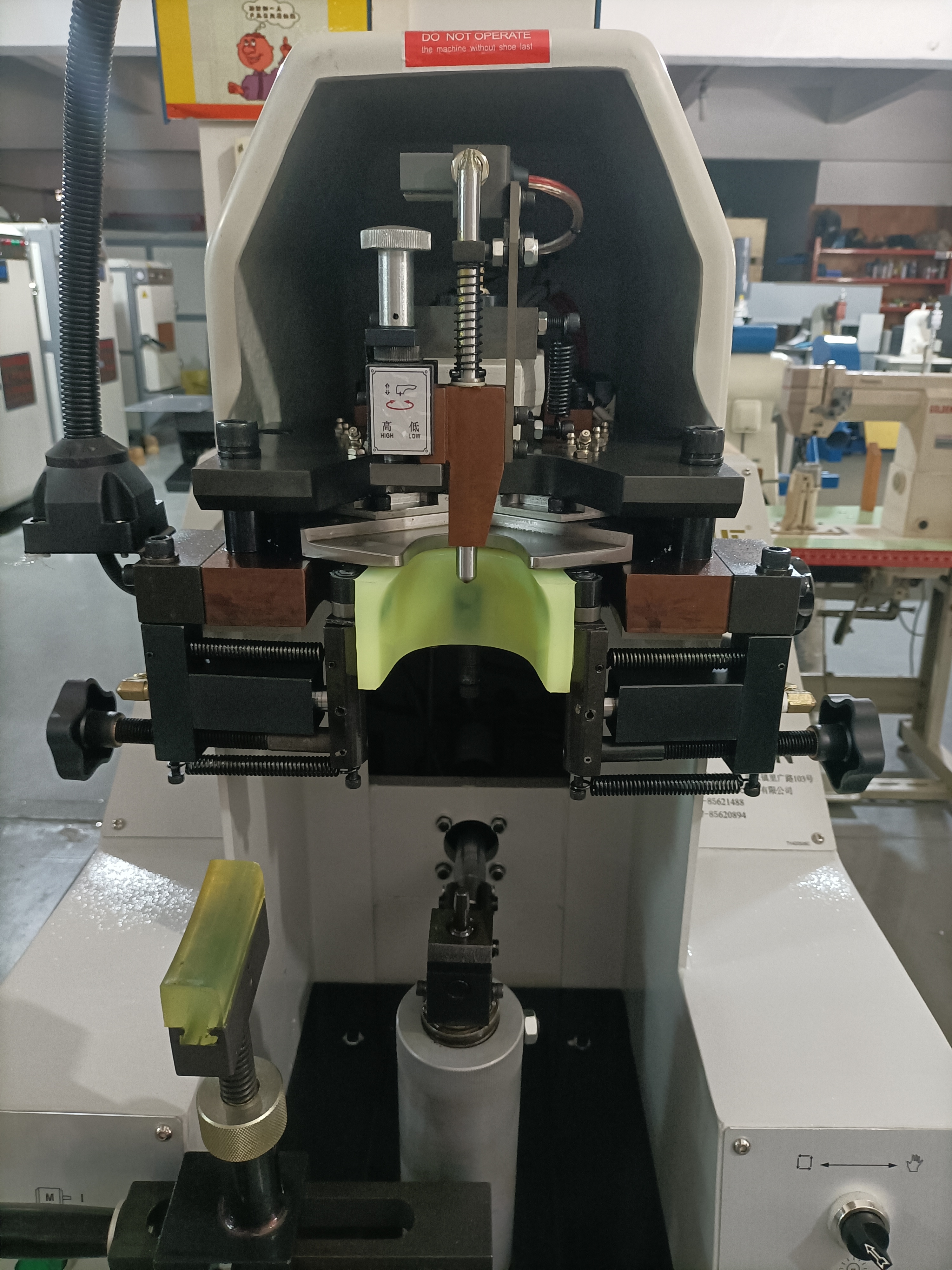 Hydraulic Heel Seat Lasting Machine Customized Footwear Manufacturing Machine