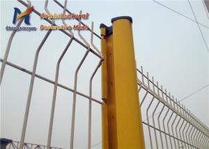 Wholesale Yellow Metal Wire Mesh Fence 50mm 200mm 3d Curved Backyard Peach Post from china suppliers