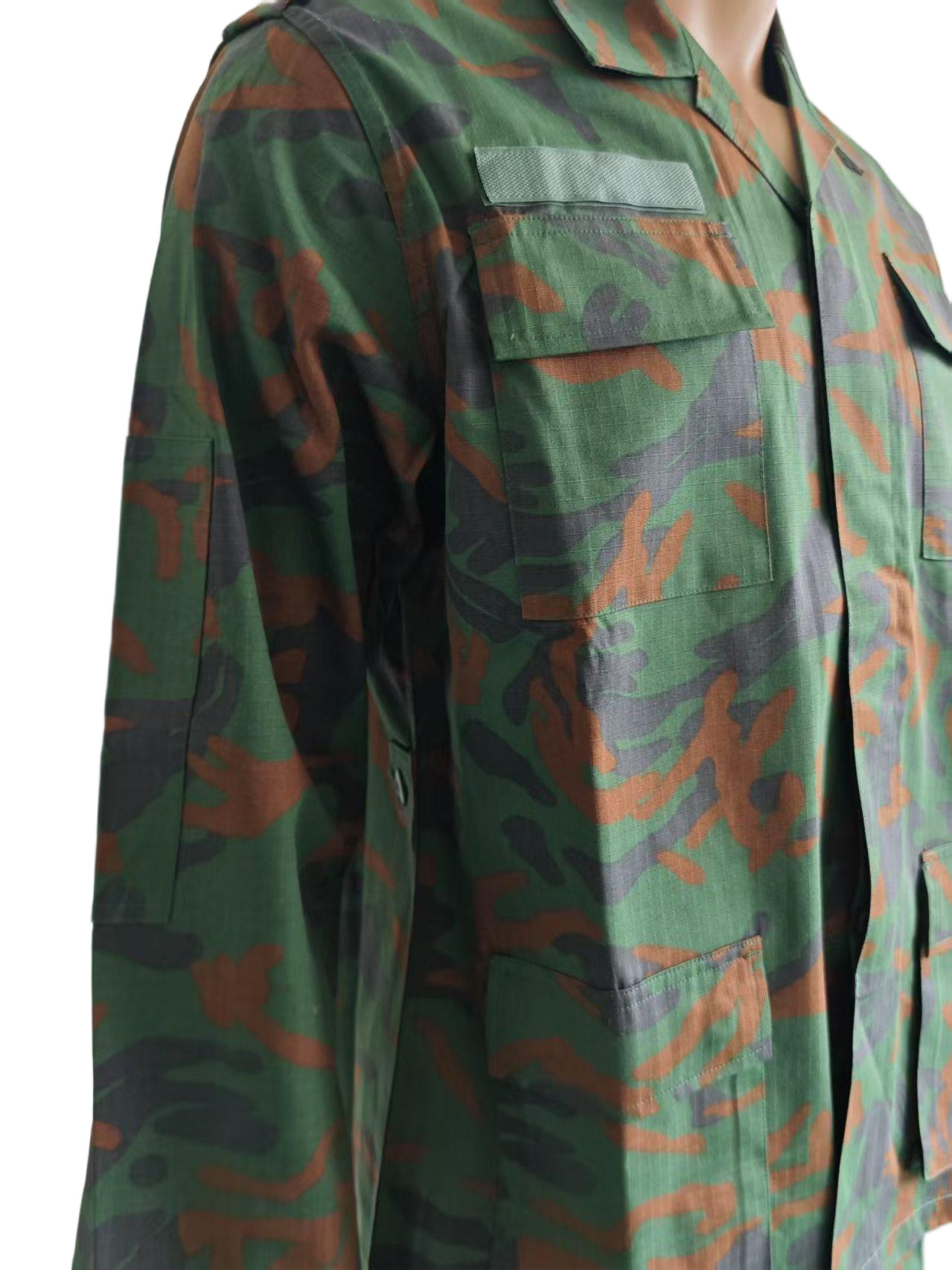 BDU Woodland Combat Uniform Multi Pocket System Tactical Uniform Clothing Custom made Forest Camouflage Tactical Clothing Set