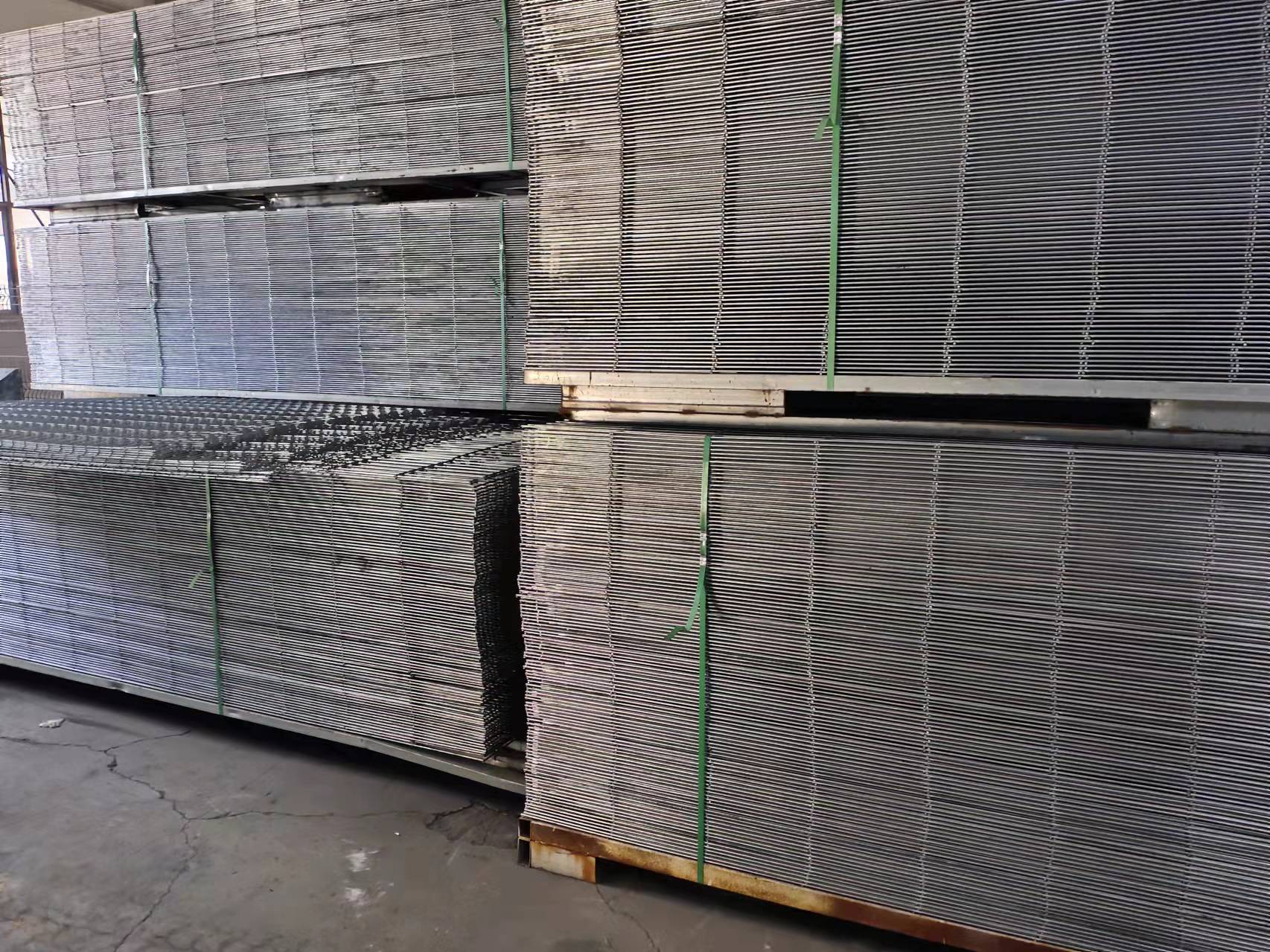 welded mesh panels
