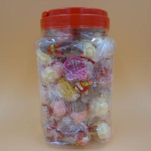 Wholesale 5.5g Lovely Bear shape ring candy deep in milk chocolate strawberry flavor Jar from china suppliers