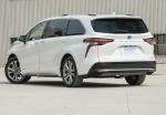 Good Quality TOYOTA Sienna 2023 2.5L Hybrid Medium large SUV 5 Doors 7 Seats MPV