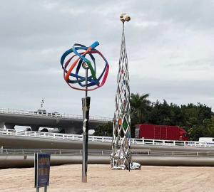 Wholesale Contemporary Stainless Steel Large Outdoor Sculpture 10.0 Meter Height from china suppliers