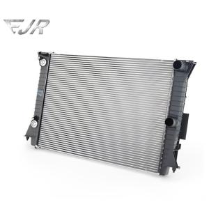 Wholesale 2013-2016 Year OE NO. 3w0 121 253 E Suitable for Bentley Coolant Radiator from china suppliers