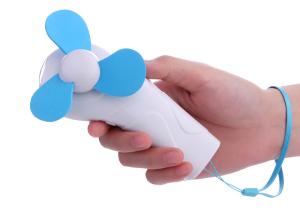 Wholesale Mini Flashlight fan, mini plastic hand fan led light,cartoon mini fan from china suppliers