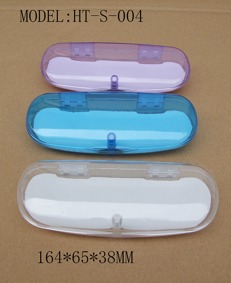 2024 hot sell plastic transparent spectacles case with magnet closer and light weight carrying