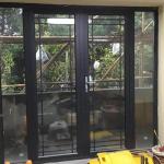 Aluminum Double Glaze Casement Doors With 10 Sealing Layers For Bedroom